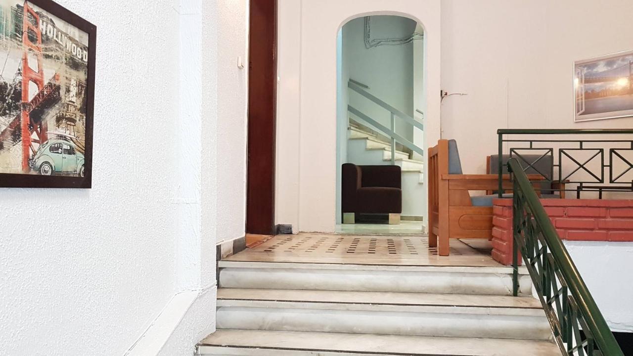 Palette Chocolate - Center, 6 Bd, 3 Bath Apartment Athens