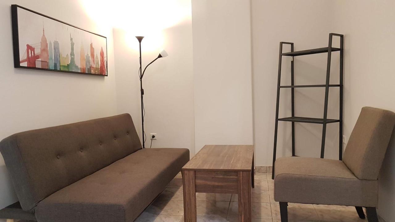 Palette Chocolate - Center, 6 Bd, 3 Bath * Athen