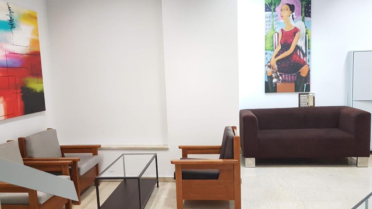 Palette Chocolate - Center, 6 Bd, 3 Bath Apartment Athen